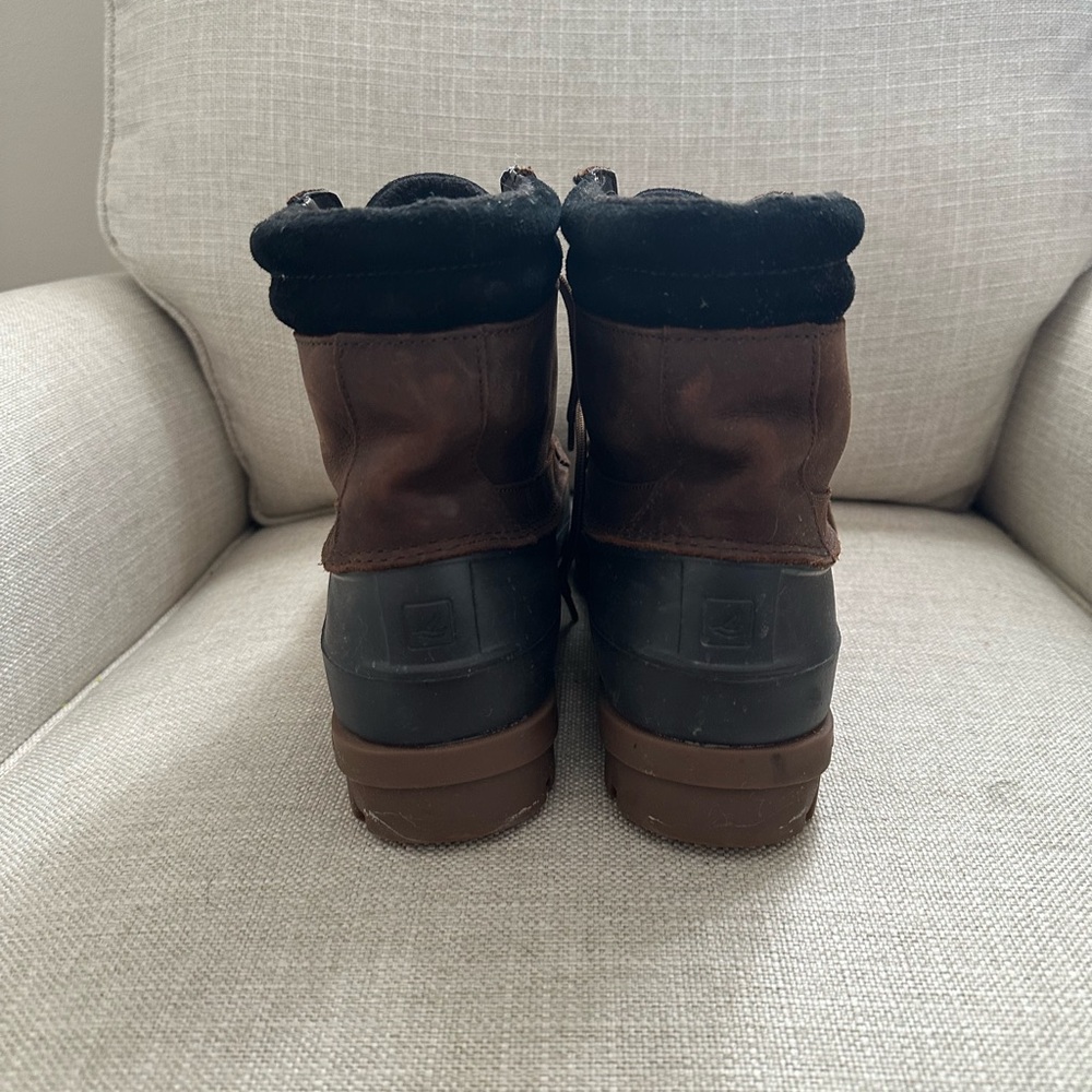 Sperry Boot - Picture 2 of 4